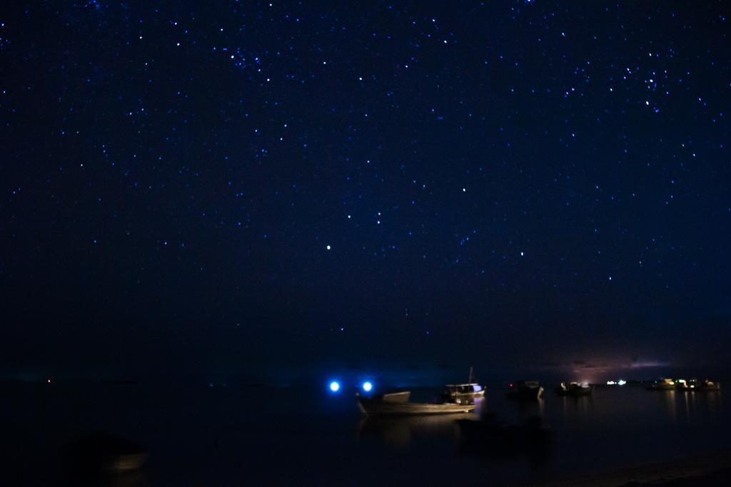 Alvi Star Inn Thulhaadhoo Exteriör bild