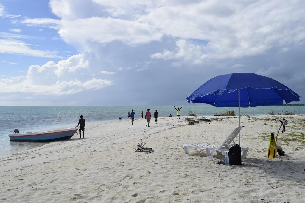 Alvi Star Inn Thulhaadhoo Exteriör bild